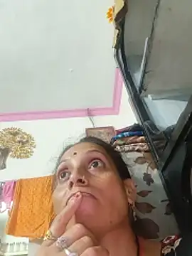 ISHANI-SINGH online show from 06/30/26, 04:08