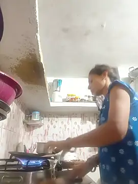 ISHANI-SINGH online show from 07/04/26, 02:51