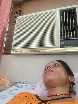 ISHANI-SINGH online show from 07/05/26, 11:39