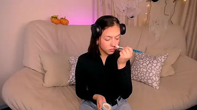 Snapshot of CindySparkl chatting on 10/23/25, 03:50 CindySparkl online show from 10/23/25, 03:50