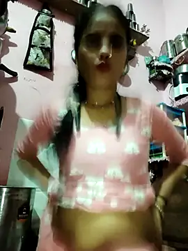 Snapshot of Cut_ragni chatting on 11/02/25, 05:15 Cut ragni online show from 11/02/25, 05:15