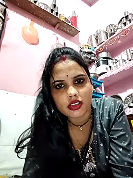 Snapshot of Cut_ragni chatting on 11/24/25, 05:45 Cut ragni online show from 11/24/25, 05:45
