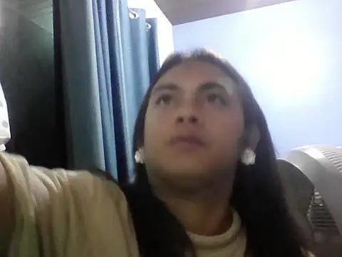 Snapshot of Asian_ashley04 chatting on 07/22/26, 11:13 Asian ashley04 online show from 07/22/26, 11:13