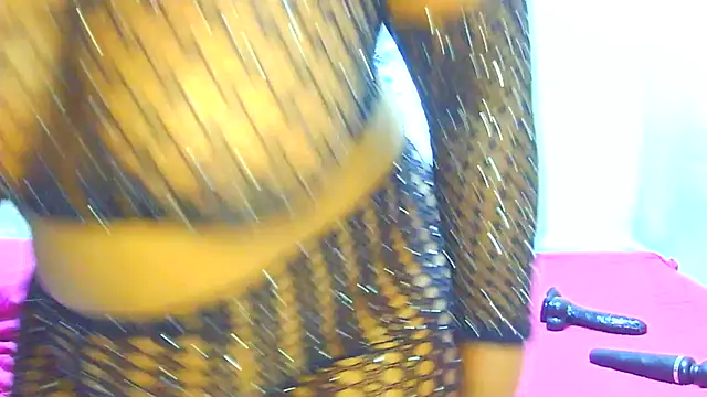 Snapshot of Black-Barbiexxc chatting on 11/23/25, 06:08 Black-Barbiexxc online show from 11/23/25, 06:08