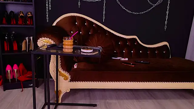 VanessaColby online show from 06/20/26, 06:44