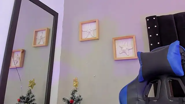 Snapshot of Mathewboy1 chatting on 12/16/25, 07:08 Mathewboy1 online show from 12/16/25, 07:08