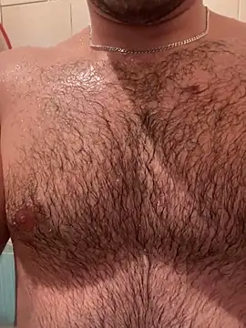 Snapshot of Cruel00 chatting on 10/22/25, 09:58 Cruel00 online show from 10/22/25, 09:58