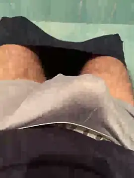 Snapshot of Cruel00 chatting on 12/01/25, 08:58 Cruel00 online show from 12/01/25, 08:58