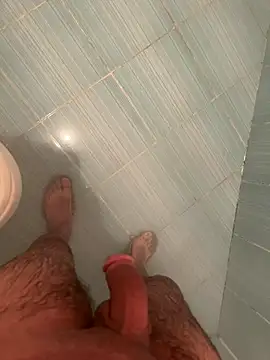 Snapshot of Cruel00 chatting on 12/04/25, 09:01 Cruel00 online show from 12/04/25, 09:01