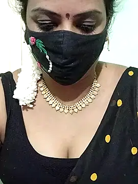 Snapshot of yoga-mithraa chatting on 09/24/25, 08:17 yoga-mithraa online show from 09/24/25, 08:17