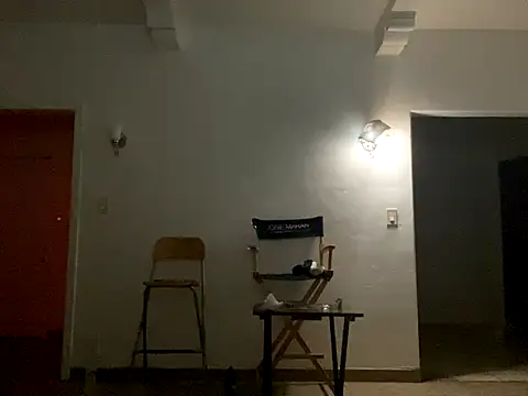 Snapshot of Taydagr8 chatting on 09/24/25, 10:18 Taydagr8 online show from 09/24/25, 10:18