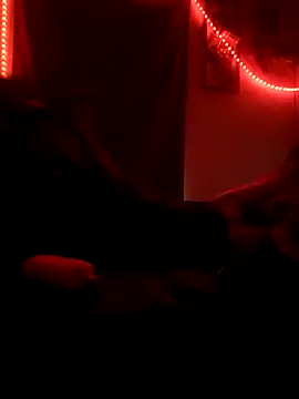 Snapshot of Taydagr8 chatting on 10/26/25, 02:45 Taydagr8 online show from 10/26/25, 02:45