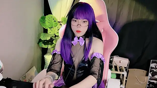 Love-LittleGirl online show from 09/21/25, 07:43