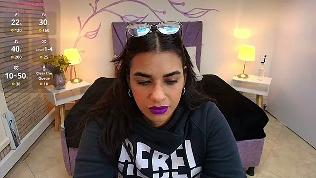 Snapshot of Lia_Blake_ chatting on 09/18/25, 12:40 Lia Blake online show from 09/18/25, 12:40