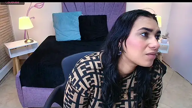 Snapshot of Lia_Blake_ chatting on 11/18/25, 12:20 Lia Blake online show from 11/18/25, 12:20