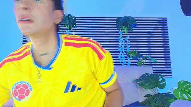 CamiiGuzmanX online show from 07/07/26, 07:18