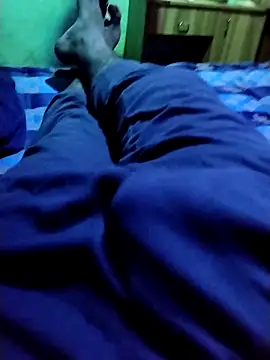 Snapshot of Girls_pussy_rider chatting on 11/07/25, 02:28 Girls pussy rider online show from 11/07/25, 02:28