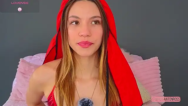 AntonellaaRossii online show from 06/04/26, 04:13