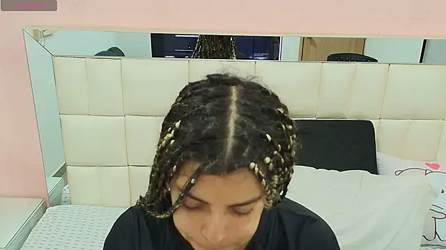 Snapshot of gisell_gomez chatting on 12/05/25, 12:03 gisell gomez online show from 12/05/25, 12:03