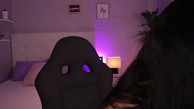 Snapshot of barbaramarmol chatting on 10/18/25, 12:39 barbaramarmol online show from 10/18/25, 12:39