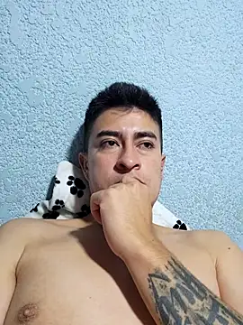 Snapshot of bittersweet777 chatting on 10/30/25, 03:30 bittersweet777 online show from 10/30/25, 03:30