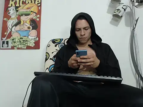 Thomasjons  online show from 10/19/25, 11:16