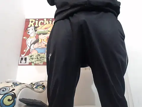 Thomasjons  online show from 10/25/25, 07:19