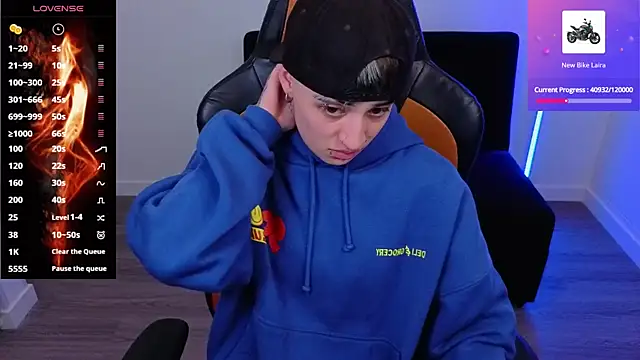 imlaiaaa online show from 10/19/25, 02:45