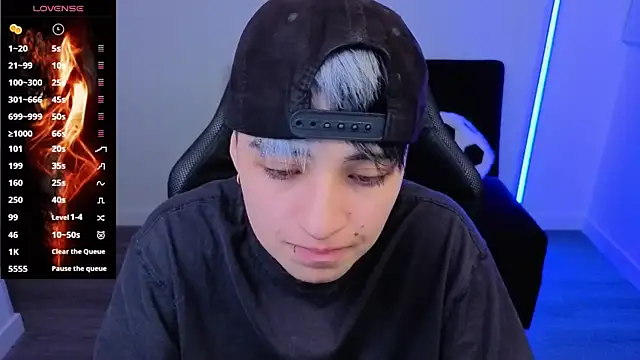 Snapshot of imlaiaaa chatting on 11/18/25, 11:15 imlaiaaa online show from 11/18/25, 11:15