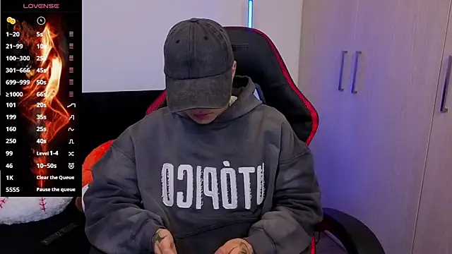 Snapshot of imlaiaaa chatting on 12/03/25, 11:47 imlaiaaa online show from 12/03/25, 11:47