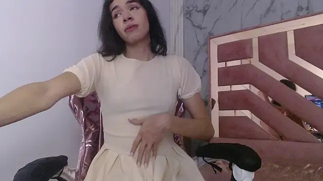 Snapshot of Mia_swift_ch chatting on 09/19/25, 04:14 Mia swift ch online show from 09/19/25, 04:14