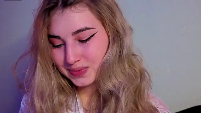 sugarskitty online show from 10/31/25, 01:17