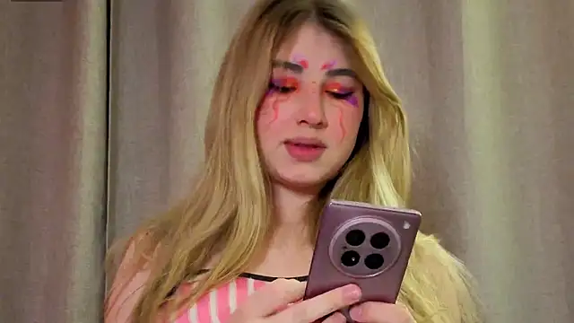 sugarskitty online show from 11/05/25, 12:43