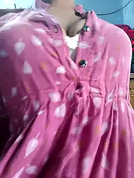 Snapshot of Cute_Faria chatting on 09/16/25, 04:57 Cute Faria online show from 09/16/25, 04:57