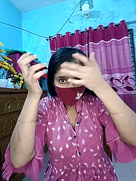 Snapshot of Cute_Faria chatting on 10/31/25, 02:07 Cute Faria online show from 10/31/25, 02:07