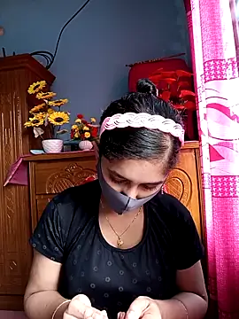 Snapshot of Cute_Faria chatting on 11/05/25, 03:28 Cute Faria online show from 11/05/25, 03:28