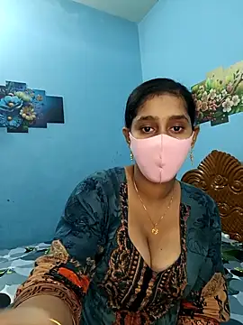 Snapshot of Cute_Faria chatting on 11/09/25, 03:54 Cute Faria online show from 11/09/25, 03:54