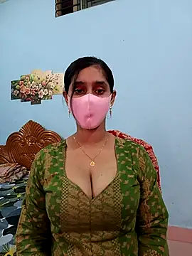 Snapshot of Cute_Faria chatting on 11/10/25, 04:22 Cute Faria online show from 11/10/25, 04:22