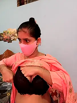 Snapshot of Cute_Faria chatting on 11/15/25, 02:31 Cute Faria online show from 11/15/25, 02:31