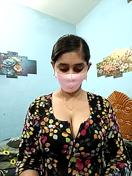 Snapshot of Cute_Faria chatting on 12/02/25, 04:24 Cute Faria online show from 12/02/25, 04:24