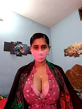 Snapshot of Cute_Faria chatting on 01/08/26, 04:37 Cute Faria online show from 01/08/26, 04:37