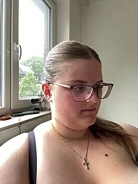 CurvyPaar2 online show from 05/18/26, 10:54