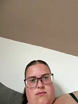 CurvyPaar2 online show from 07/18/26, 03:16