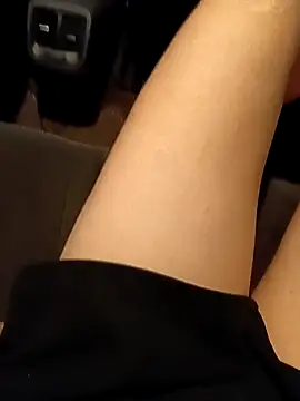 Snapshot of Jessical--Li chatting on 10/03/25, 06:16 Jessical--Li online show from 10/03/25, 06:16