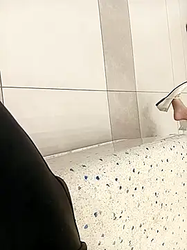 Snapshot of Jessical--Li chatting on 11/01/25, 06:37 Jessical--Li online show from 11/01/25, 06:37