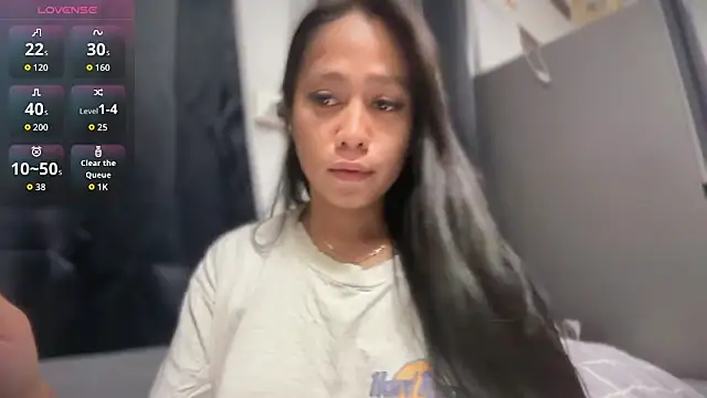 Snapshot of 07_Justmarie chatting on 04/06/26, 03:35 07 Justmarie online show from 04/06/26, 03:35