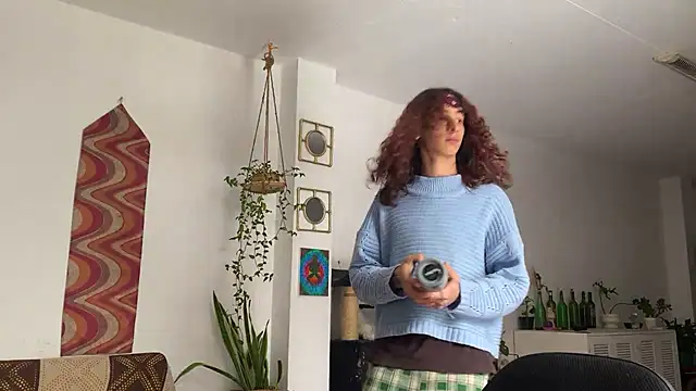 camille delrey online show from 05/15/26, 04:36