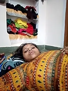 Hot crety online show from 09/26/25, 01:20