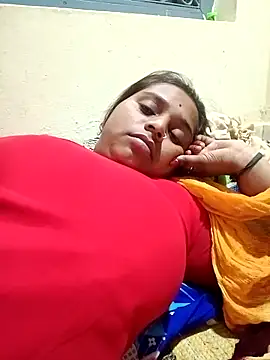 Hot crety online show from 10/28/25, 11:47