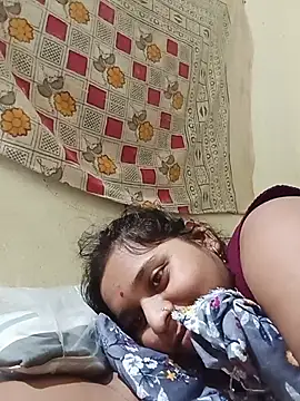 Hot crety online show from 07/28/26, 03:08